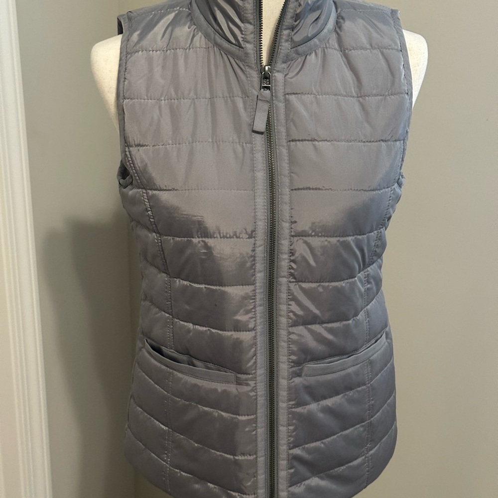 Brand NewBanana Republic Silver Quilted Vest, Size XS